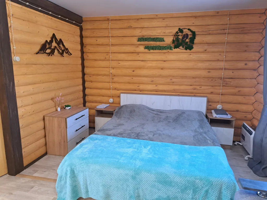 Коттедж Коттедж Деревянный сруб с баней и купелью — Псебай