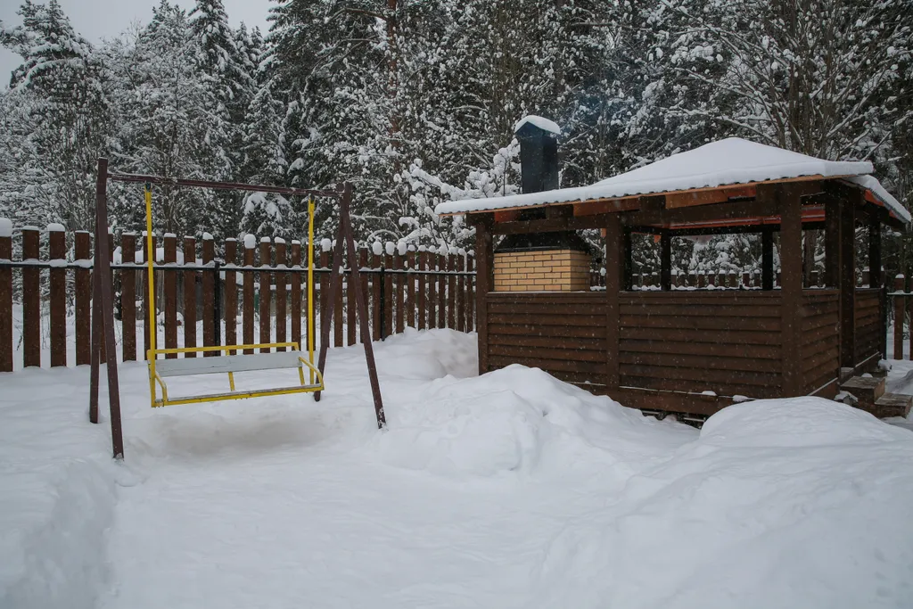 Коттедж для отдыха под Торжком в сосновом лесу