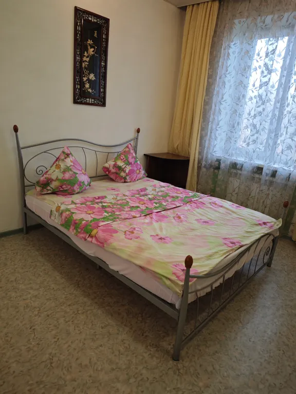 Уютная квартира возле вокзала — аренда посуточно в Белово