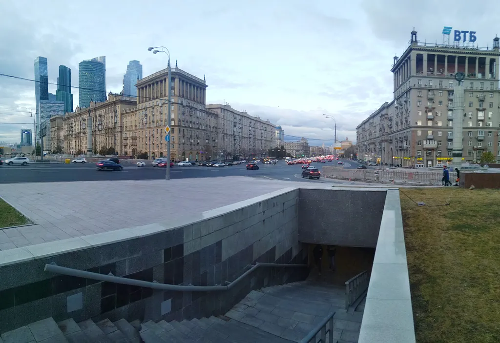 Квартира 3-комнатная Квартира — Москва