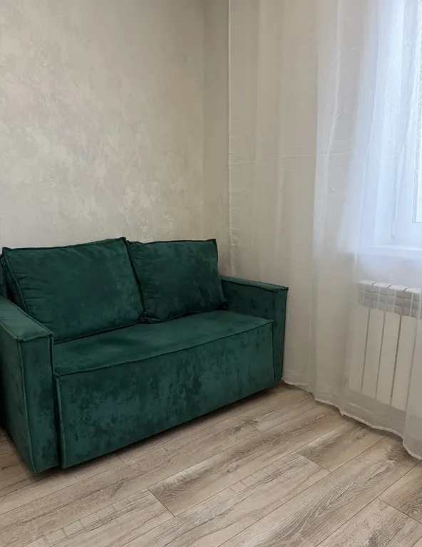 Любимый уголок у глобуса