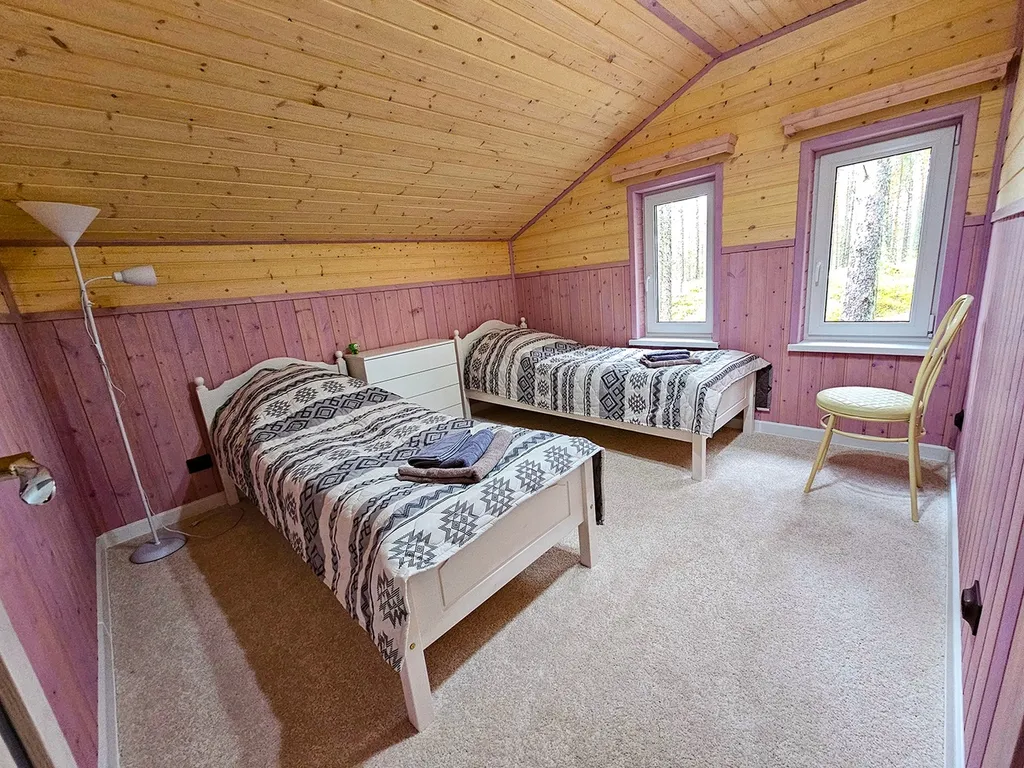 Уютный и просторный коттедж в сосновом бору на берегу озера