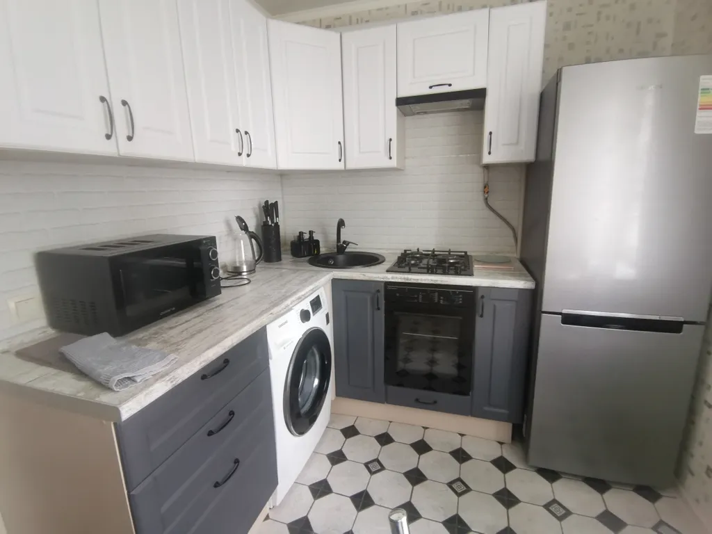 Уютная квартира с видом на горизонт и восход Солнца