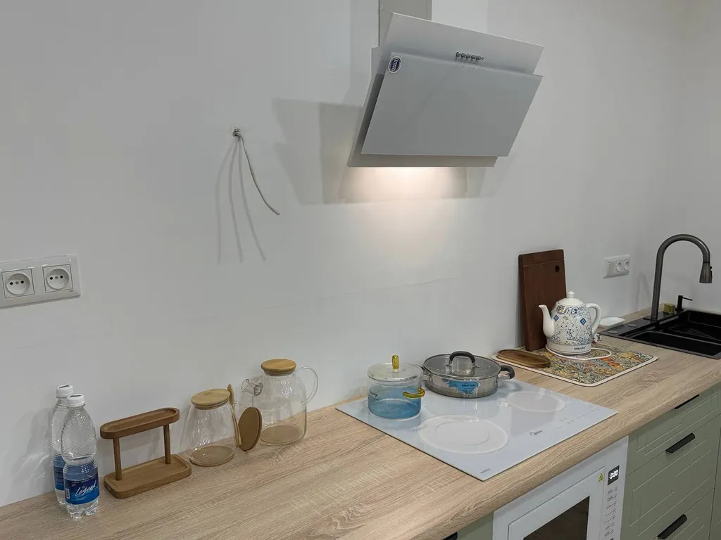 Leonardo apt with a sunset view