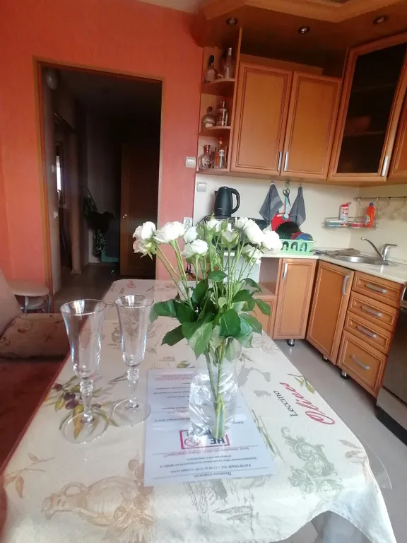 Уютная двухкомнатная квартира рядом с Бросско молл, рядом с центром