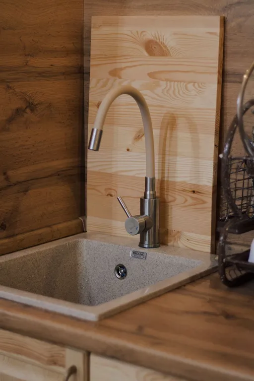 Коттедж посреди заповедного леса вблизи Эльбруса