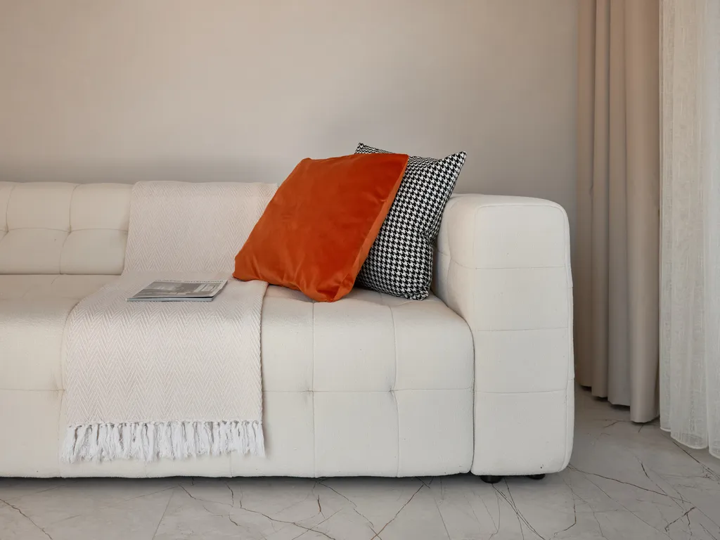 Современная, новая квартира с видом на горы