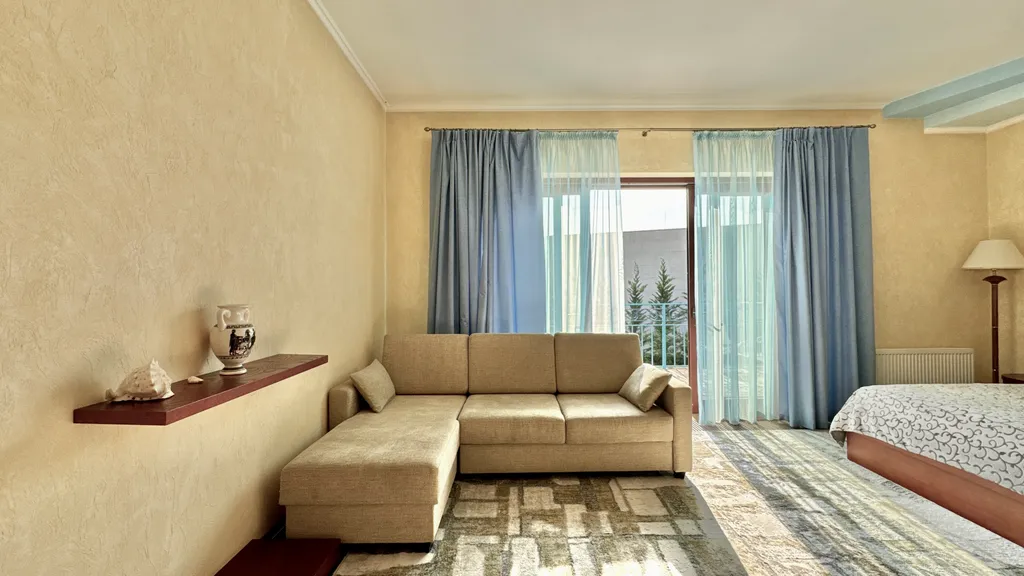 Коттедж Вилла возле Царской тропы в Нижней Ореанде — Ореанда