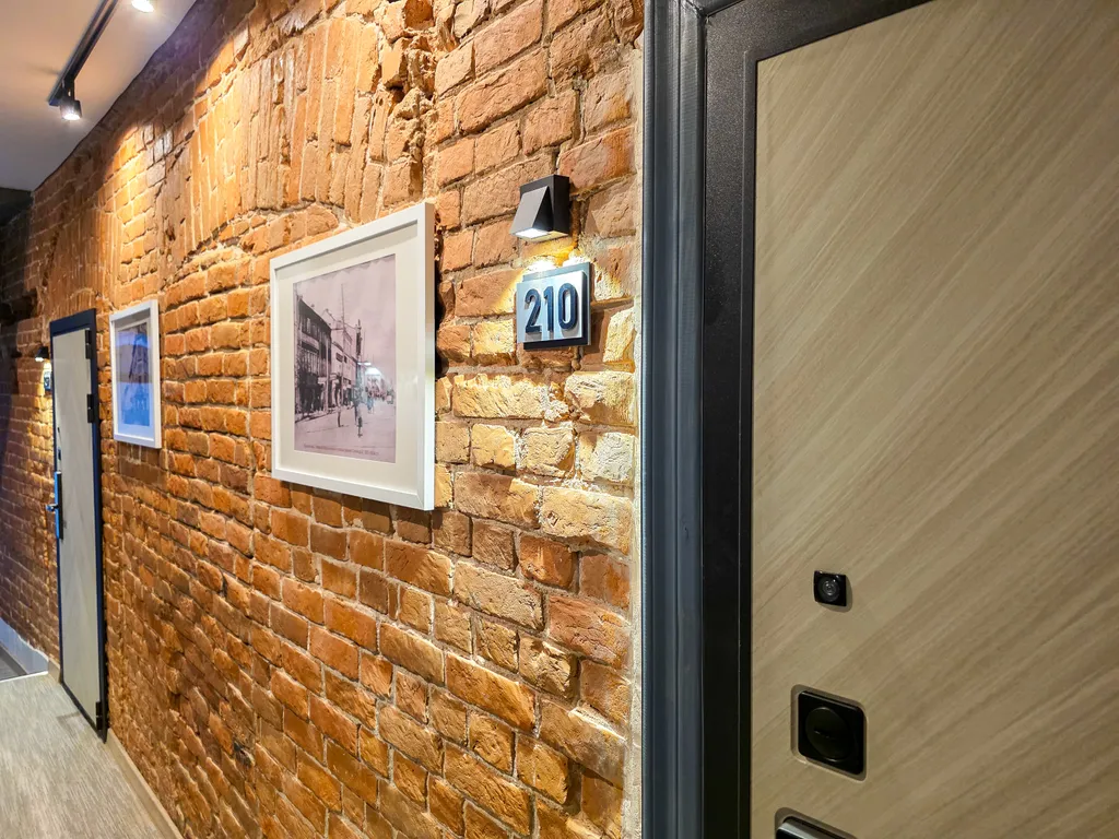 Особенный номер в бутик апарт-отеле Дом с гаргульями