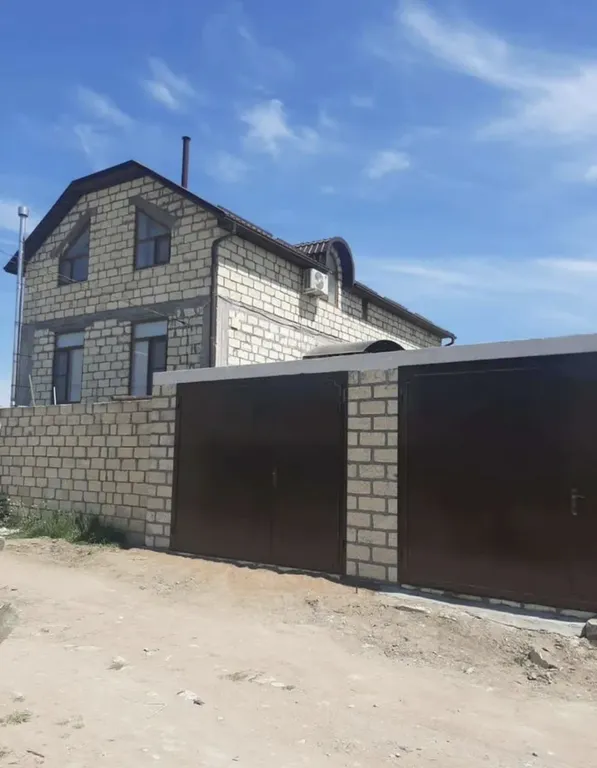 Уютна дача с видом на море