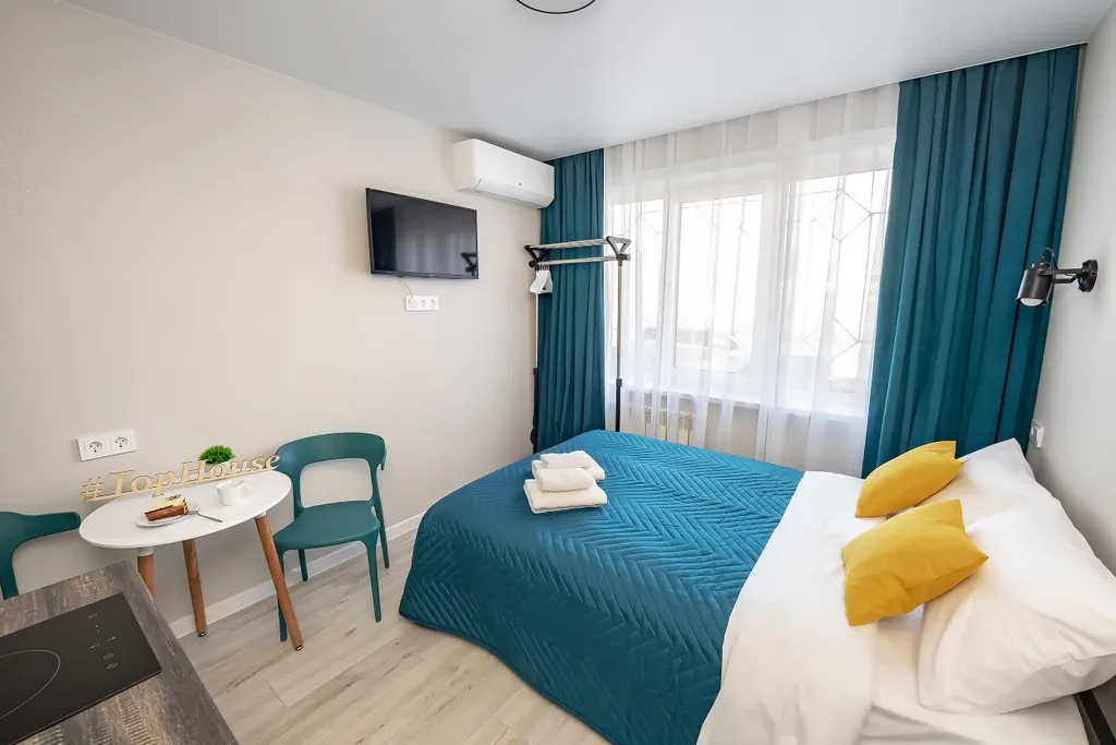 Современная студия с новым ремонтом