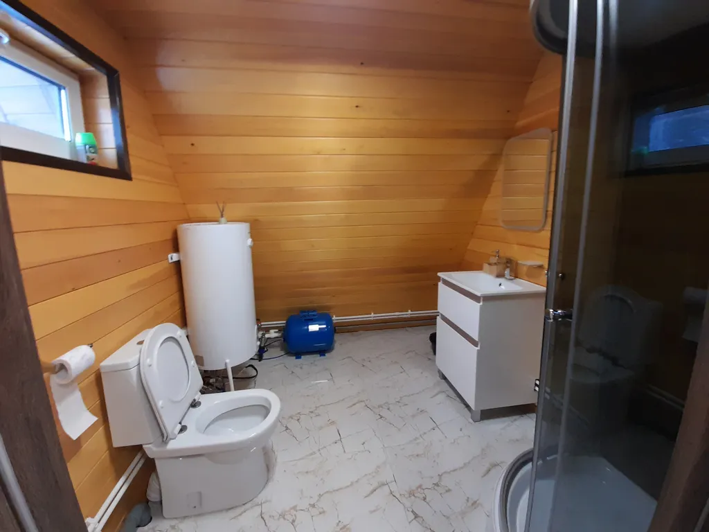 Дом с баней и банным чаном