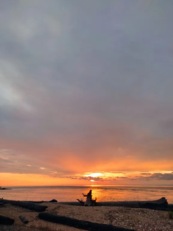 Бурундуки - уютный дом на Байкале на границе заповедника