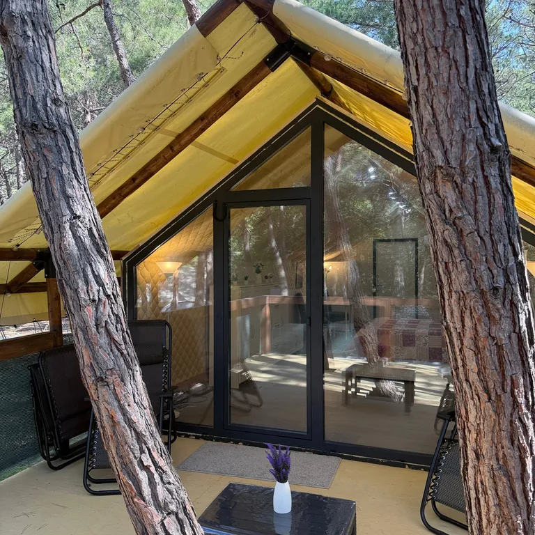 Коттедж Коттедж Глэмпинговая палатка Сафари-тент — Геленджик