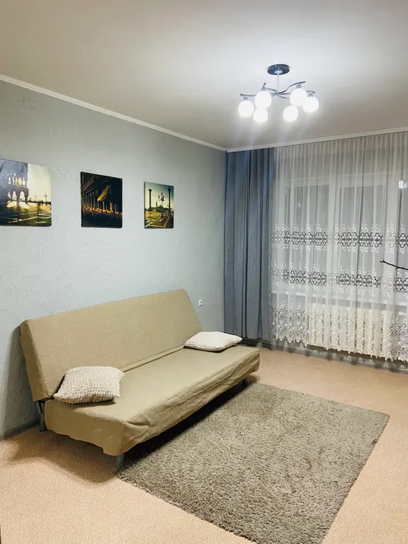 Квартира в центре левобережья — аренда посуточно в Омск