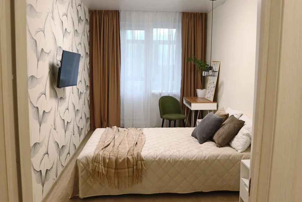 Уютная трехкомнатная квартира с дизайнерским ремонтом