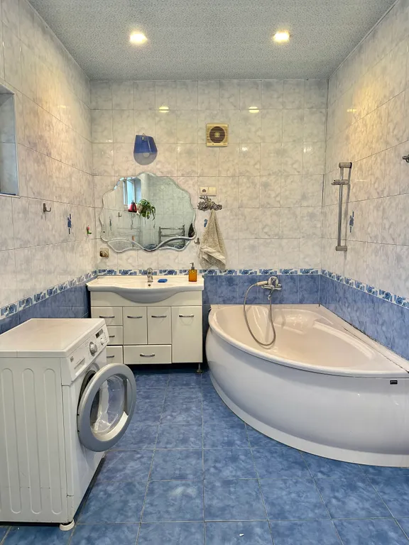 4-комнатный Дом