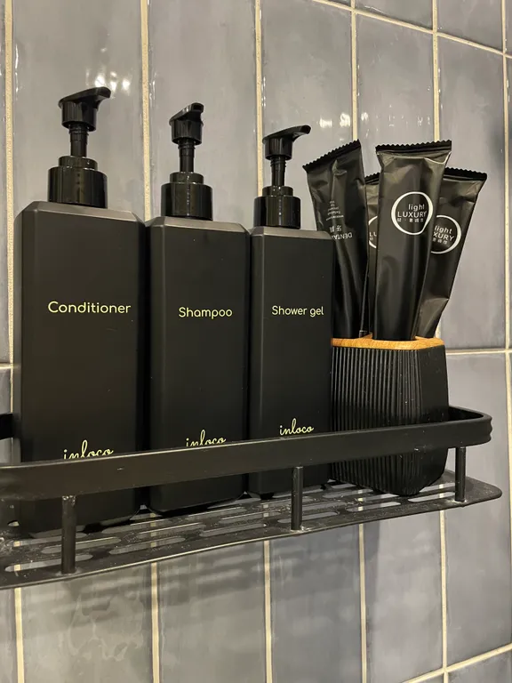 Гостевой дом Добрый Филин с большим летним бассейном и кондиционерами