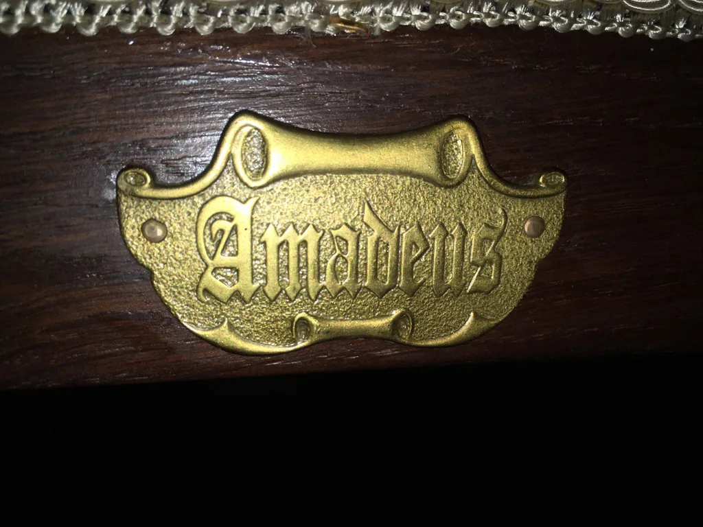 Уютная однокомнатная квартира с дубовой мебелью