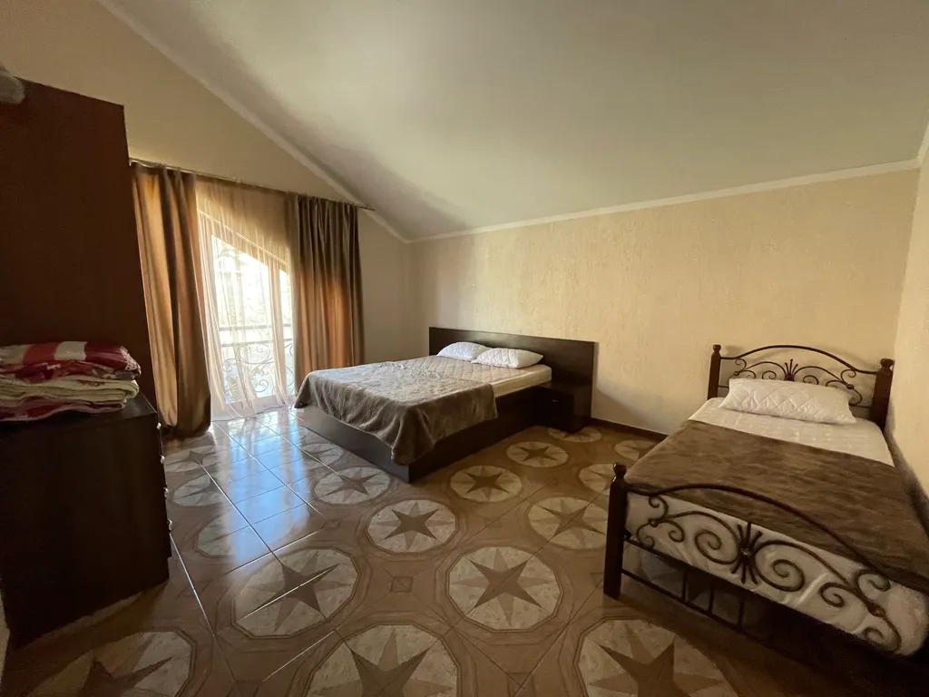 Уютный и просторный коттедж в центре поселка