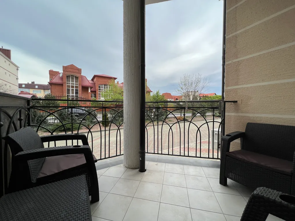 Квартира с террасой на первой береговой