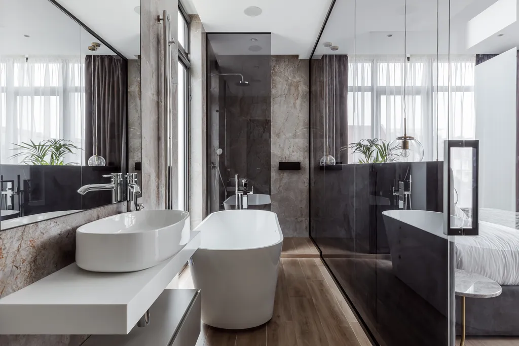 Дизайнерский трёхэтажный дом недалёко от моря