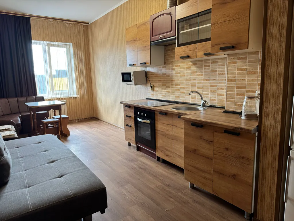 Уютная современная квартира, в тихом районе города