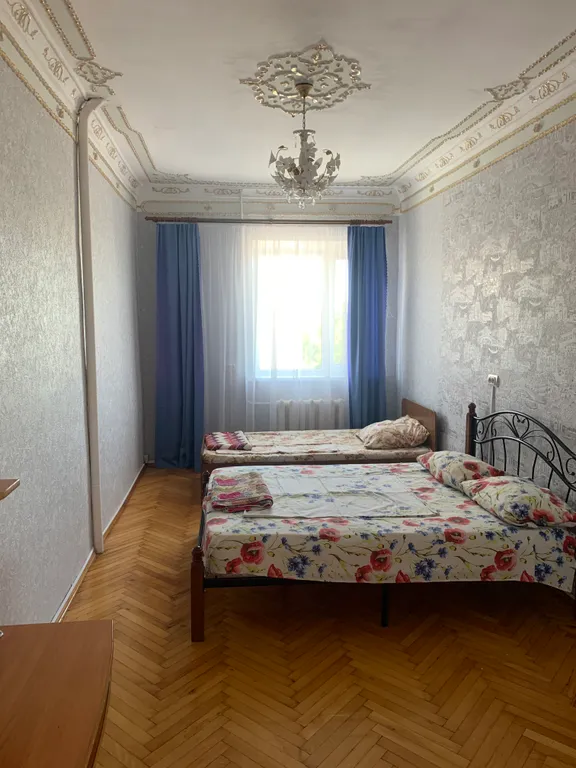 Уютная просторна часть дома на 2 этаже под ключ с бассейном и беседкой