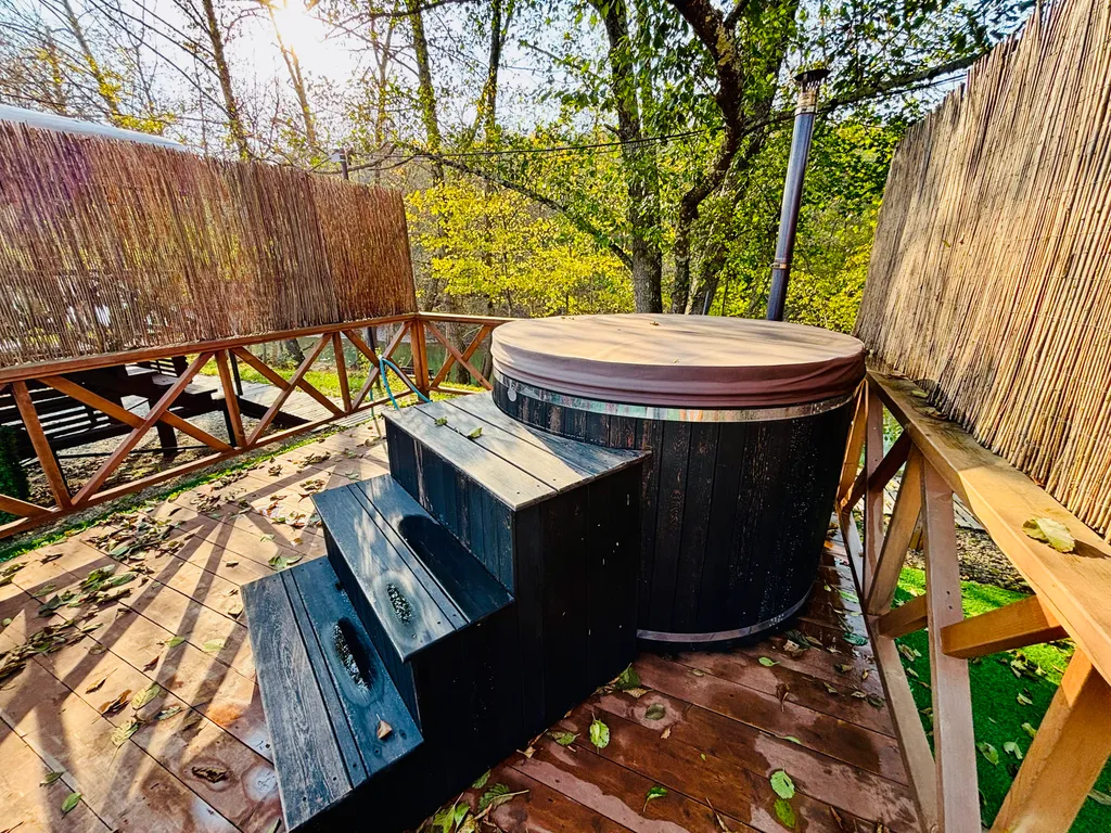 Квартира Квартира Дом у реки с видом на горы с баней и купелью — Горячий Ключ