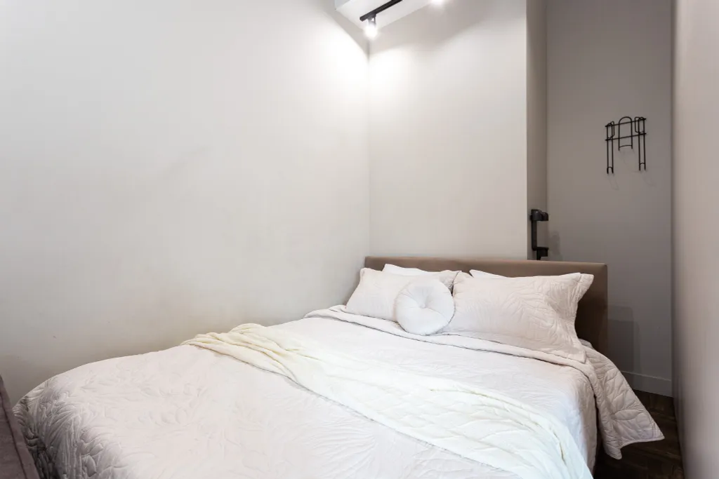 Стильная студия Кватро 152 с террасой и кофемашиной