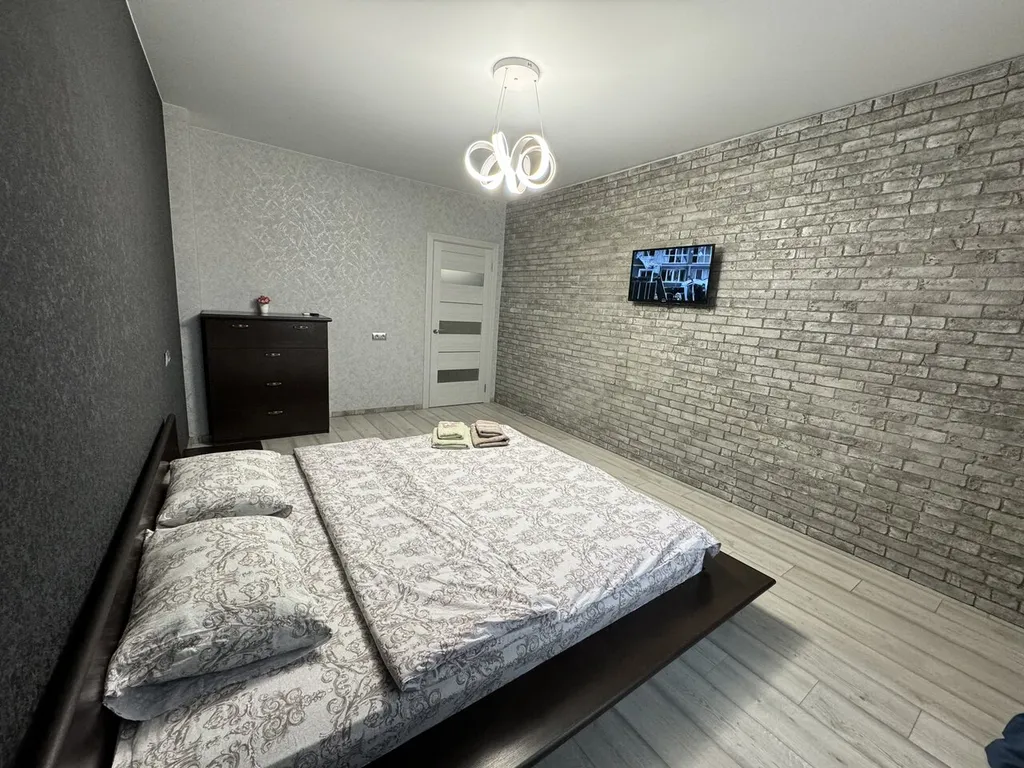 Квартира Отличная уютная новая квартира — Симферополь