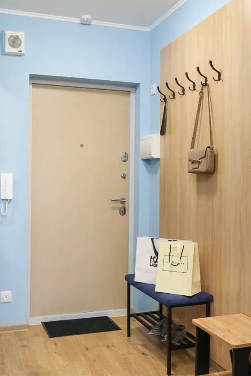 Уютная студия с панорамным окном у метро Парнас