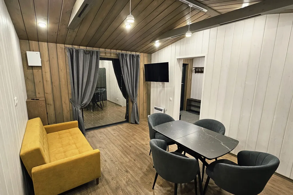 Далеко и надолго