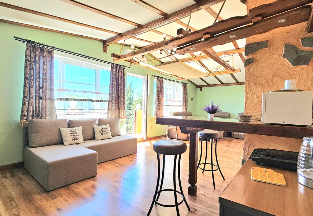 Квартира 3-комнатная Квартира — Адлер