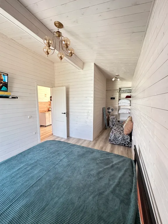 Новая квартира с балконом с видом на море