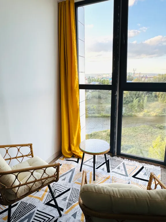 Апартаменты, студия с видом на речку, квартира в новом жилом комплексе