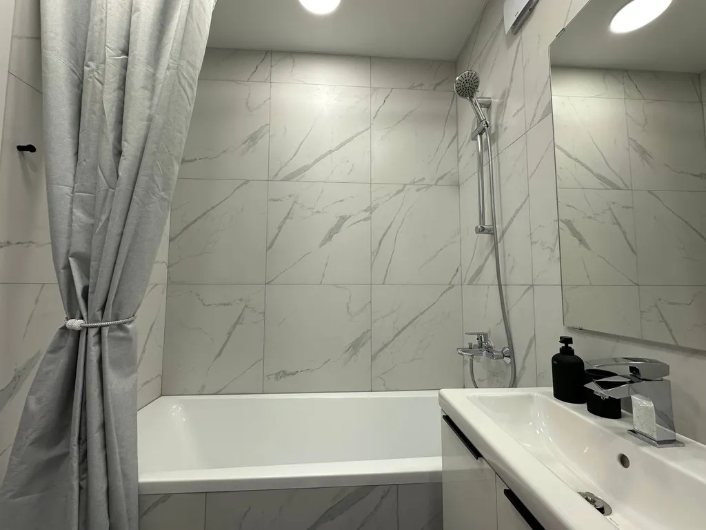 Идеальная однокомнатная квартира Old Money в доме бизнес класса