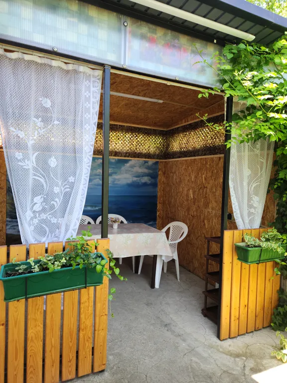 Семейный 3-х комнатный номер в тихом районе