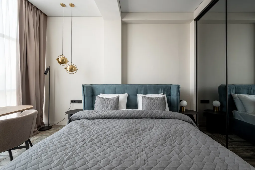 Четырехкомнатная у моря с дорогим ремонтом и видом на море