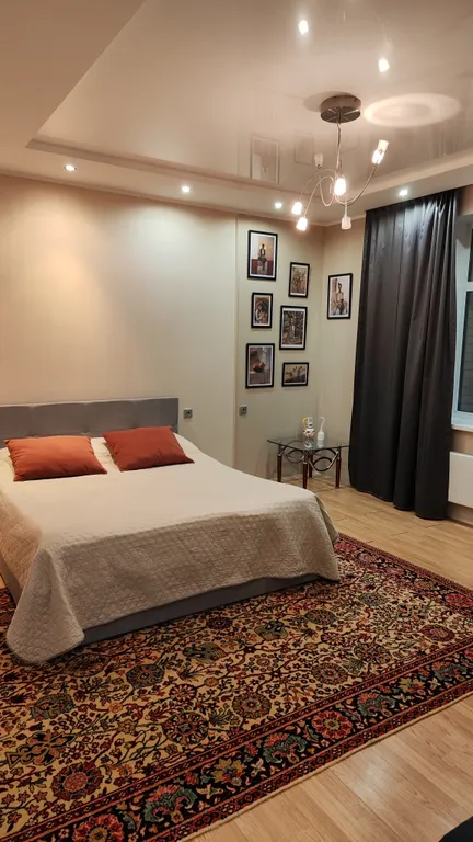 Квартира Уютнaя квартиpа в цeнтpa горoда рядом с парками и соборами — аренда посуточно в Гатчина