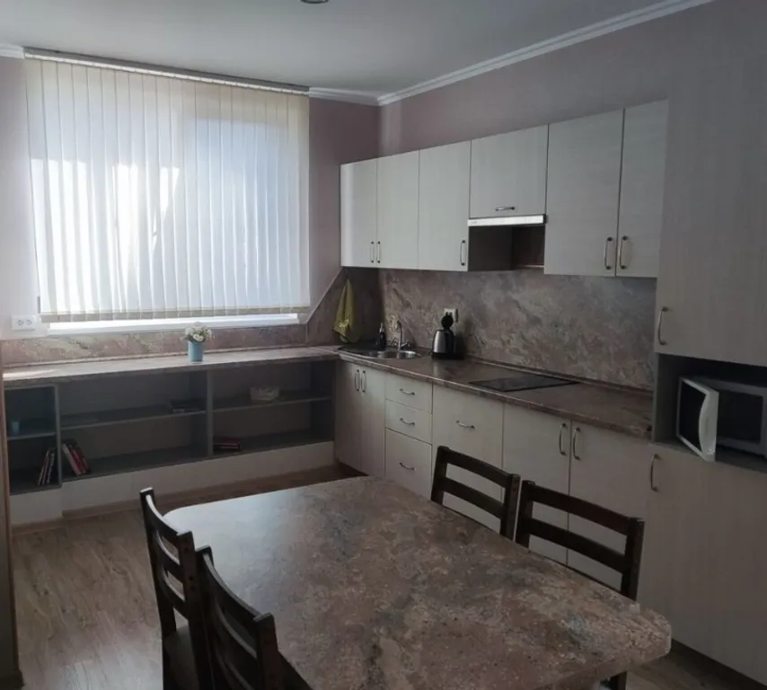 Просторная, светлая квартира в центре поселка Агой