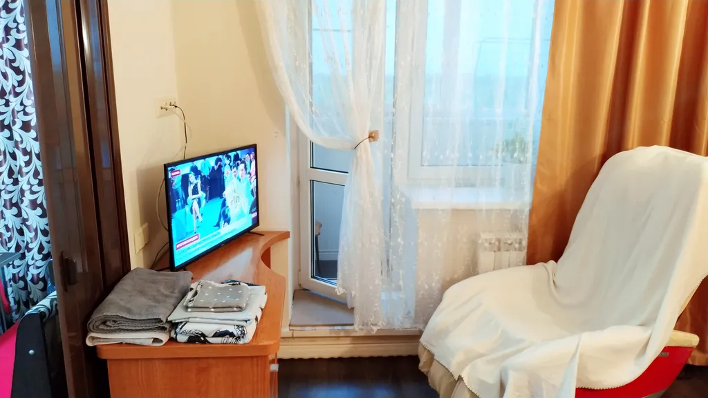 Квартира с массажным креслом и аквариумом