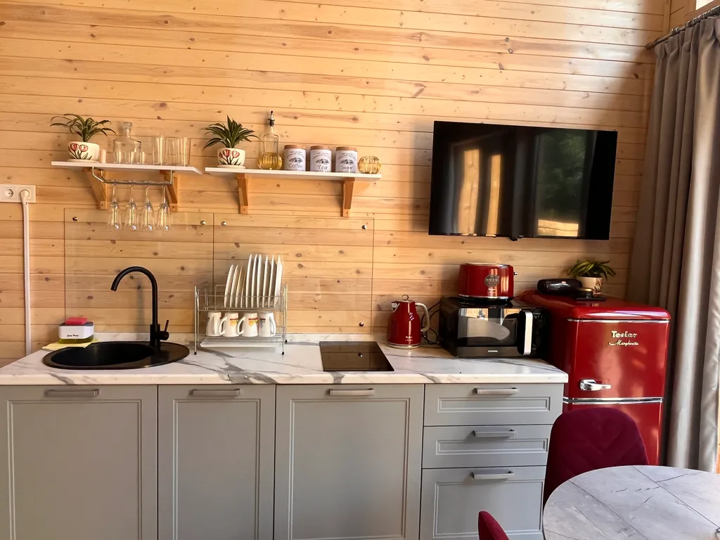 Дом с купелью и баней