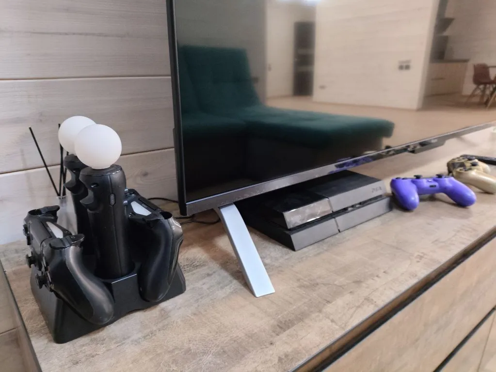 Просторный дом в живописном месте у реки, в 40 минутах от Москвы