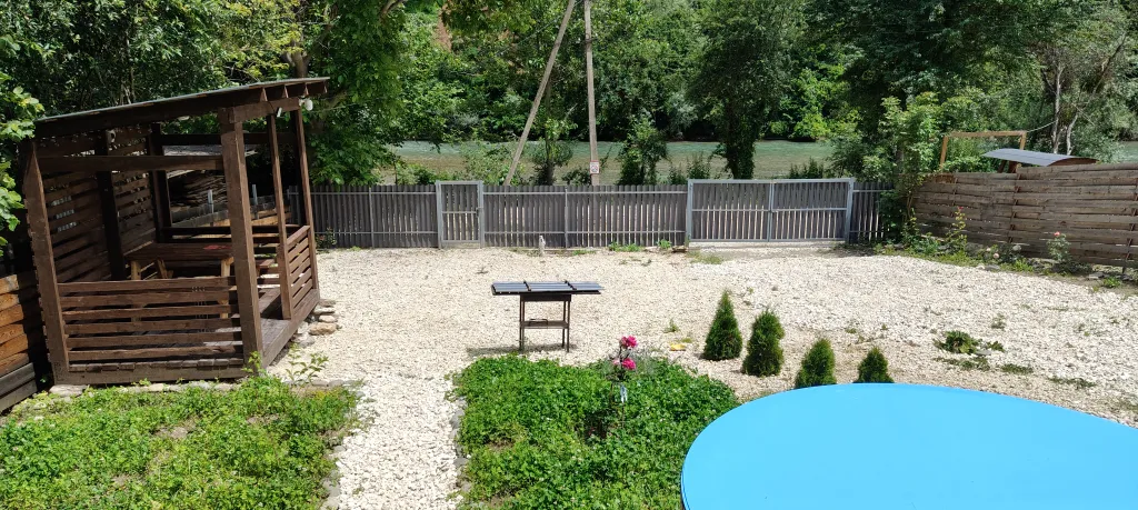 А-фрейм у реки Белой Адыгея