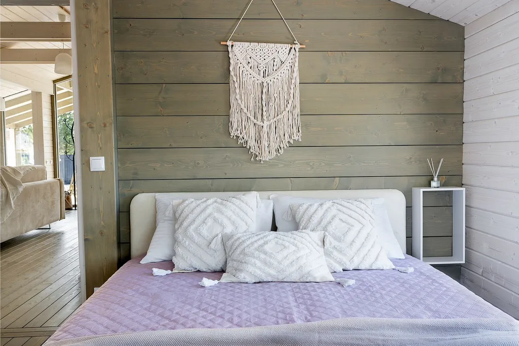 Дом под соснами