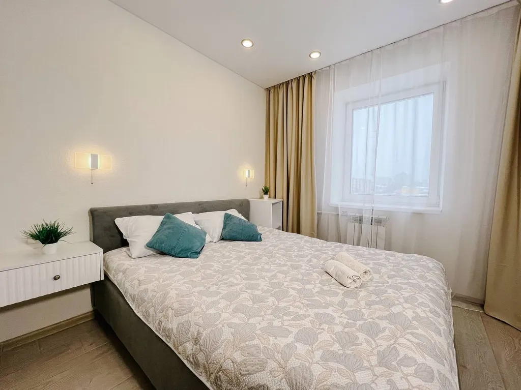 Комфортные двухкомнатные апартаменты в спальном районе города