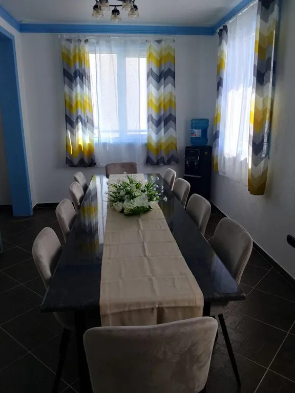 Вилла с бассейном