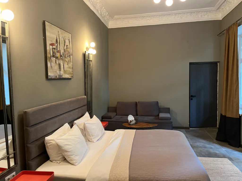 5-комнатная Квартира