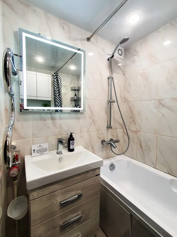 Большая трёхкомнатная квартира